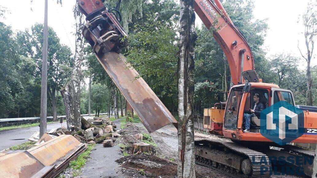 Шпунтовые работы в Екатеринбурге - вибропогружение, выемка